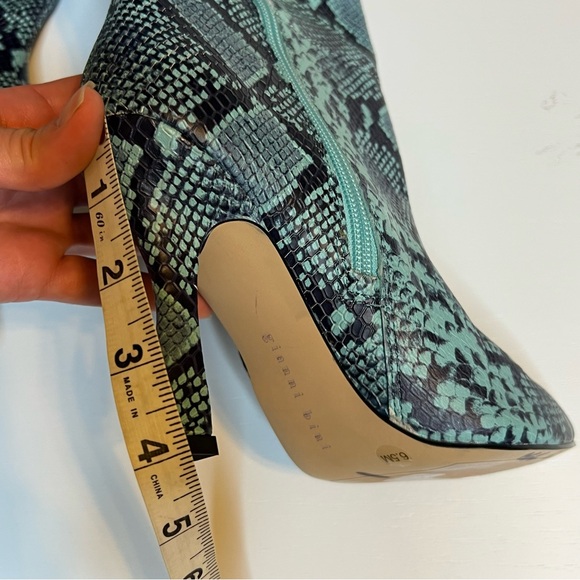 Gianni Bini Lennoxe Snake Print Leather Stilleto Heel Boots Teal Black 6.5 - Picture 8 of 12